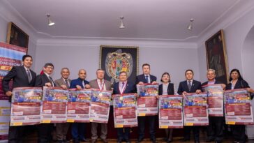 Rector Emilio Ramírez Roca anunció que este domingo 16 de noviembre se abrirán las vacantes para Ingeniería Ambiental, Arquitectura y Psicología, ampliando la oferta educativa de la universidad.