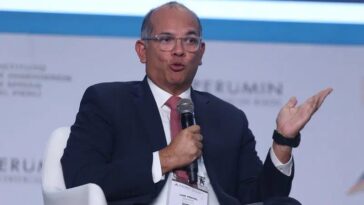El Estado afronta 24 arbitrajes internacionales, casi la mitad vinculados al sector minero-energético. Director de Videnza advierte que el impacto frena inversiones y compromete el desarrollo de las regiones.