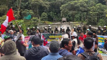 Disputas e intereses locales mantienen al principal destino turístico del país en crisis. La falta de autoridad estatal ha permitido que un patrimonio nacional se vea envuelto en pérdidas que superan los S/75 millones. Cusco podría entrar en recesión en 2026.